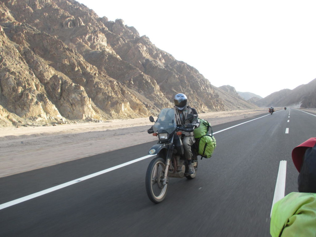 Stunning road to Hurghada through the red sea hills